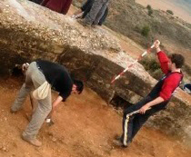 Excavacin arqueolgica y rehabilitacin del nido de ametralladoras de la Guerra Civil en el Cerro de la Ta Emilia (octubre de 2014)